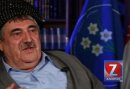 كاكه‌ حه‌مه‌ بێئاگایه‌‌و به‌ براده‌ران ده‌ڵێت: بخوێننه‌وه‌

